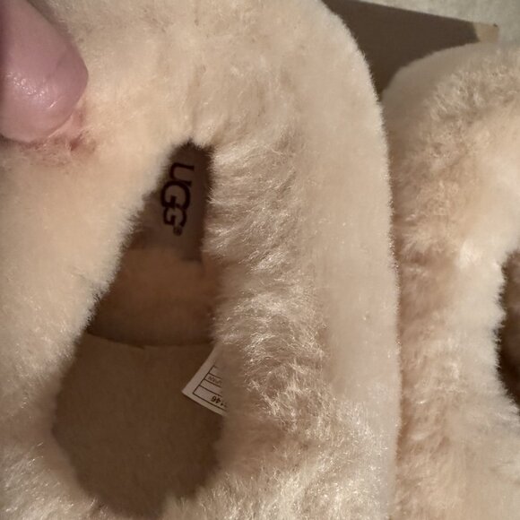 UGG Cozy Knit Sheepskin Wrin Slippers Lined Shearling Cream Womens size 9 NEW - Picture 5 of 9